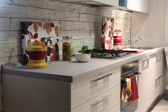 Prepare your home for the upcoming season and take advantage of the light you have while the days are still long. We have 5 home projects to finish up before fall.
