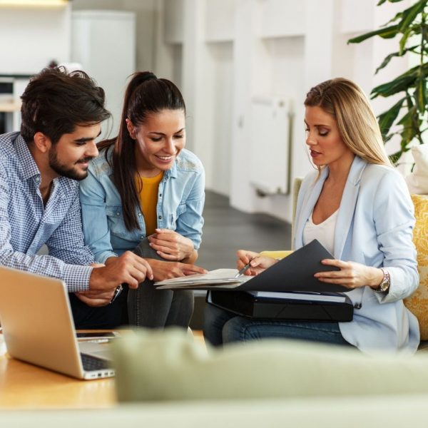 Agent going through options to sell home like the Guaranteed Offer